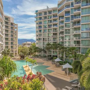Hotel Mantra Trilogy Cairns