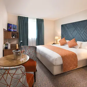 ripley-court.dublin-hotelsweb.com/
